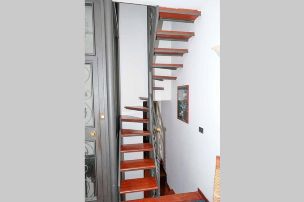 Napoli Centro Storico Un Passo Da San Gennaro Apartment Exterior foto